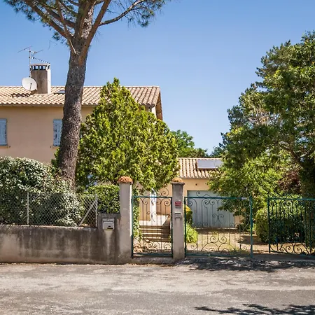 Maison De Louis Piscine Terrasse, Jardin, Parking Wifi Tatil Evi Millau